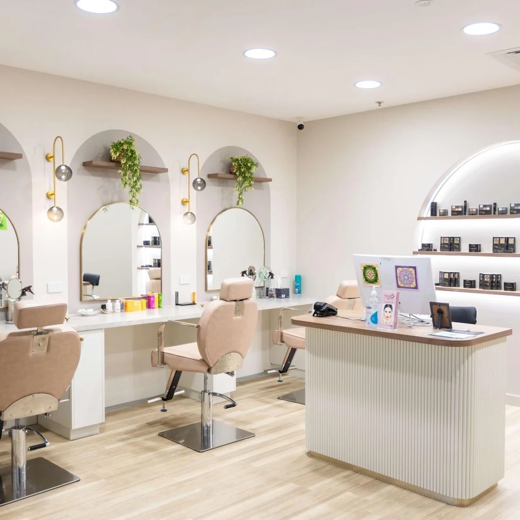 Elegant Beauty and Brows case study